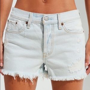 Levi’s Frayed Wedgie Short - Indigo